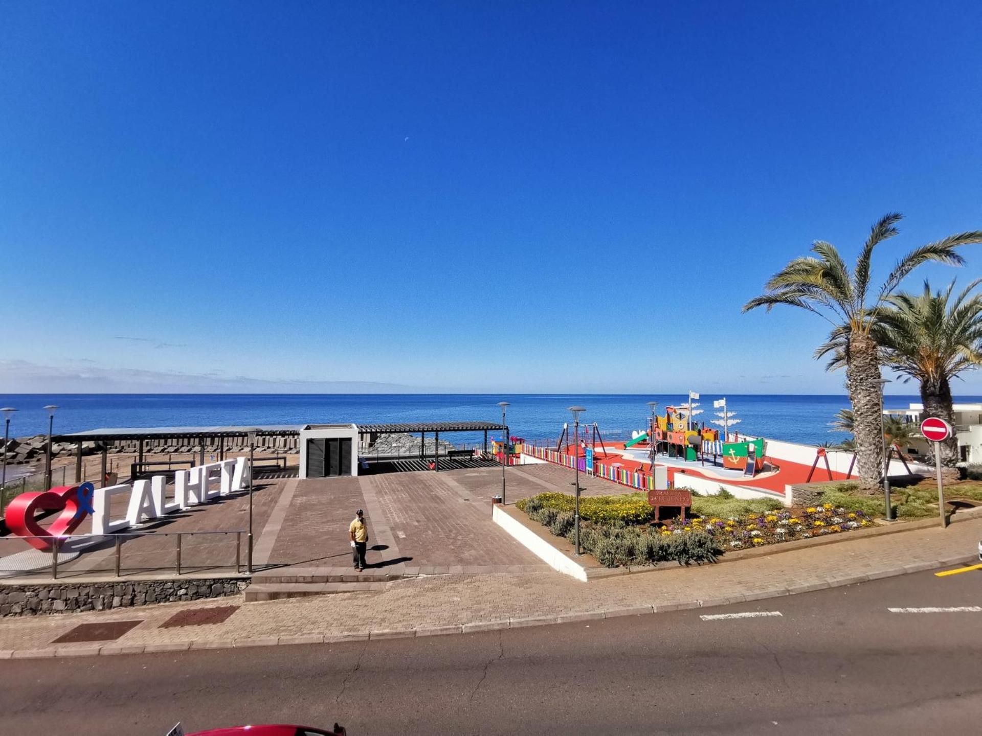 Chale Esmeralda - Charming Studios In Calheta Beach Buitenkant foto