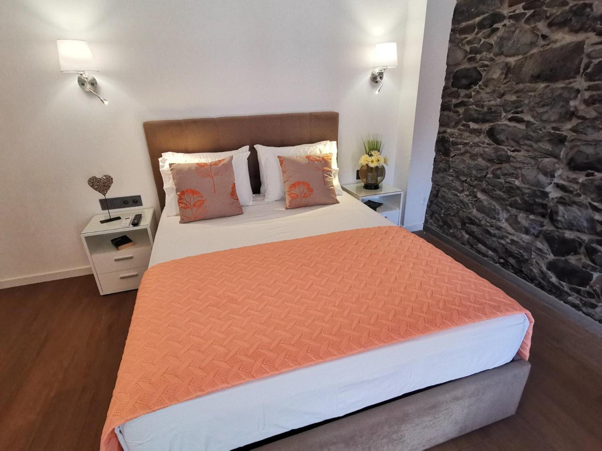Chale Esmeralda - Charming Studios In Calheta Beach Buitenkant foto